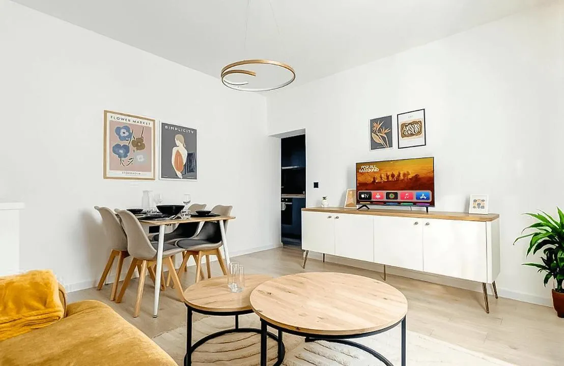 2 Private Suits - Art, Location, Quiet, Balconies Sófia