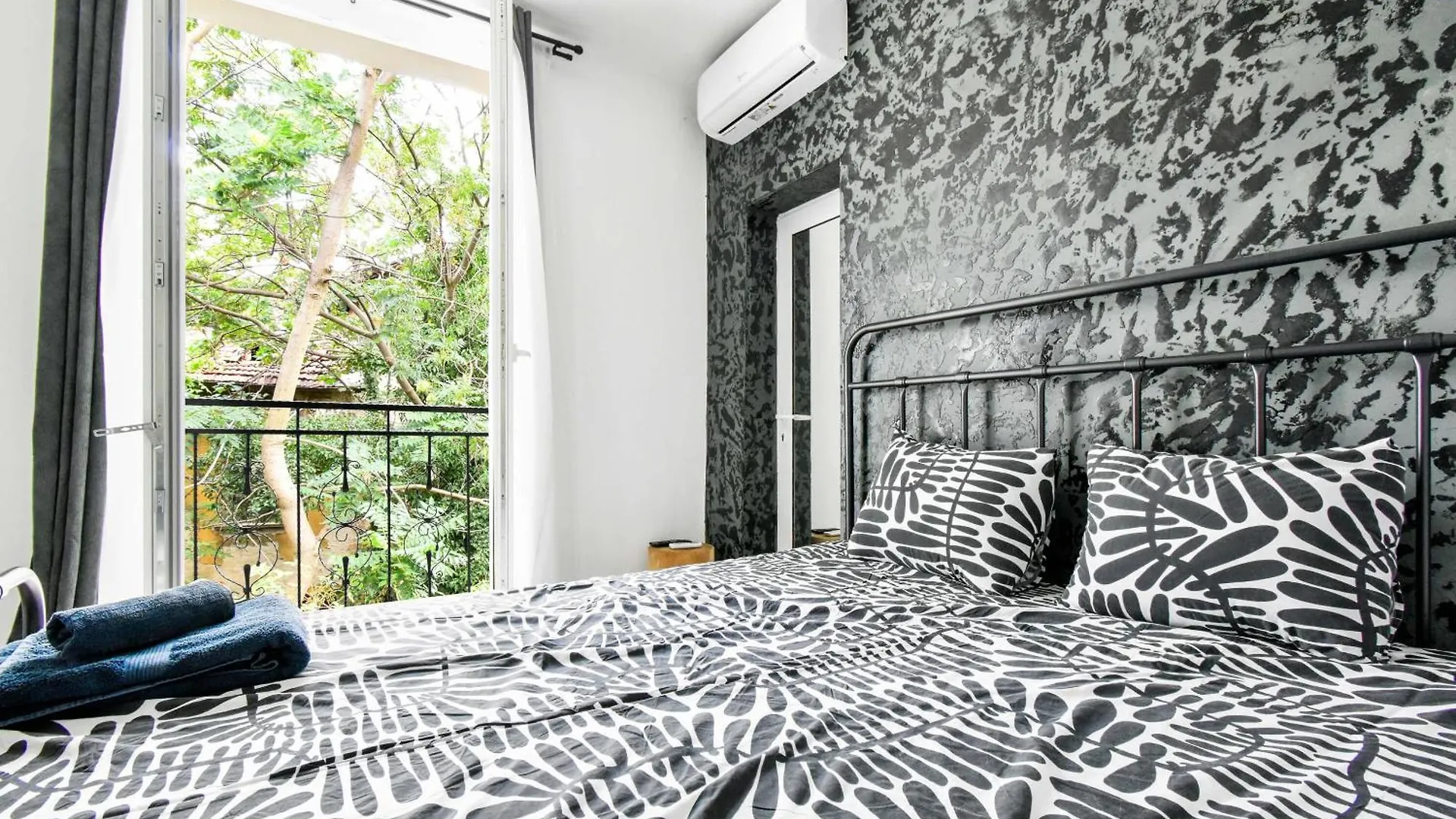 Apartamento 2 Private Suits - Art, Location, Quiet, Balconies Sófia