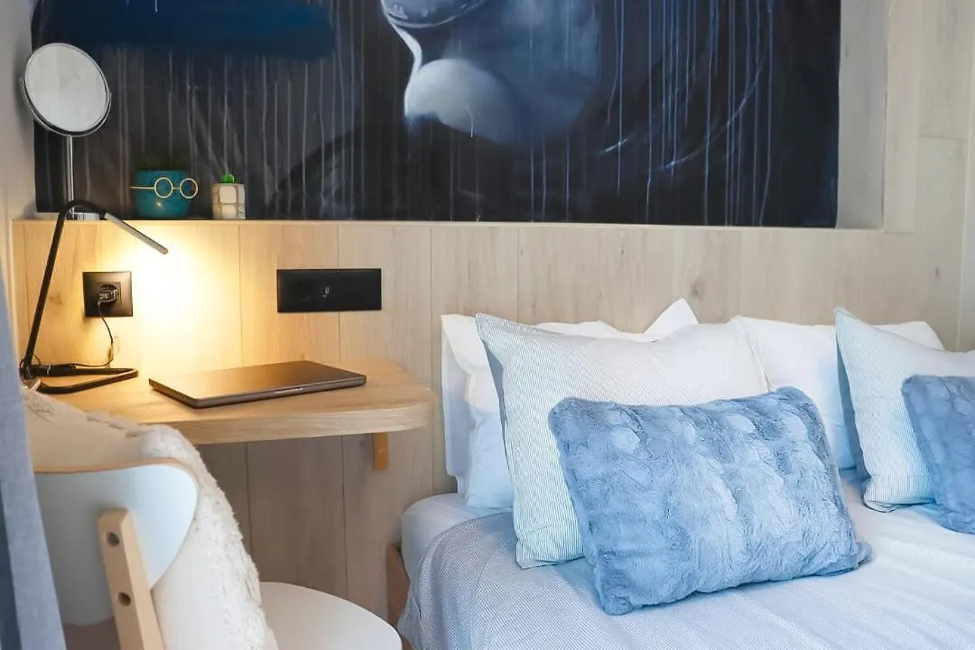 2 Private Suits - Art, Location, Quiet, Balconies Sofía Bulgaria