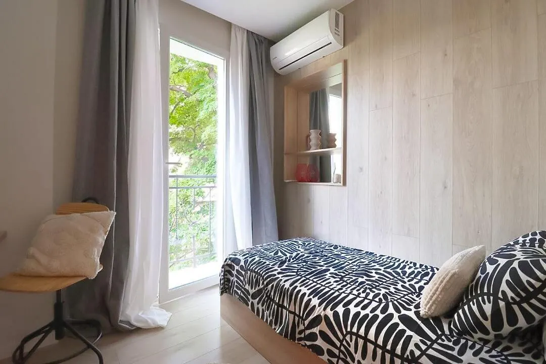 2 Private Suits - Art, Location, Quiet, Balconies ソフィア